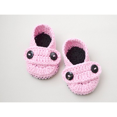 Newborn crochet baby booties, Crochet baby shoes, Handmade baby booties