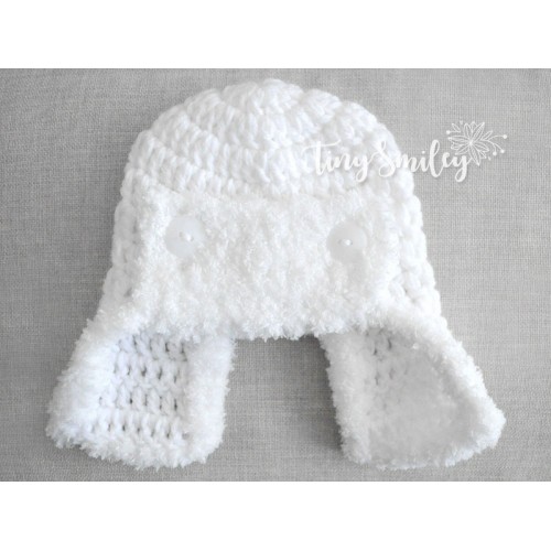 white baby pilot hat