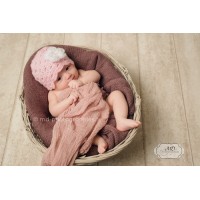 Shell baby girl crochet hat, newborn 